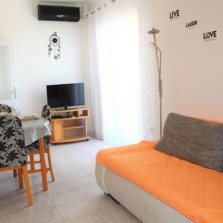 Apartment Nana Primosten Ngoại thất bức ảnh
